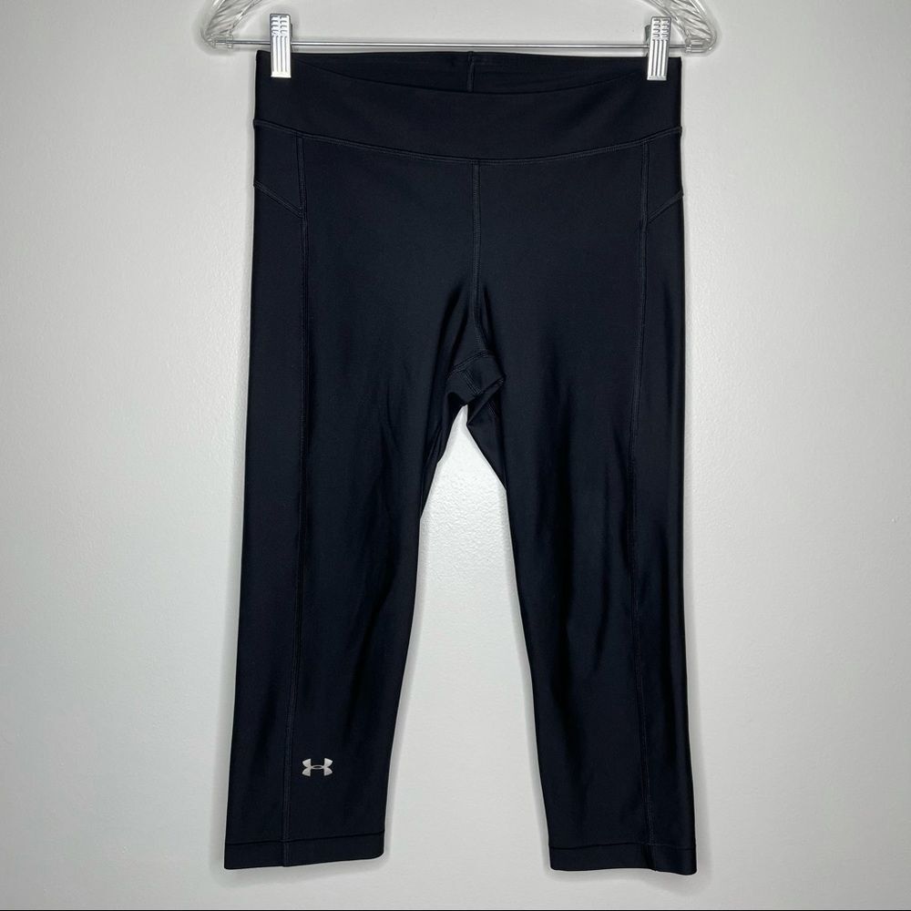 under armour || black capri‎ legging stretch active